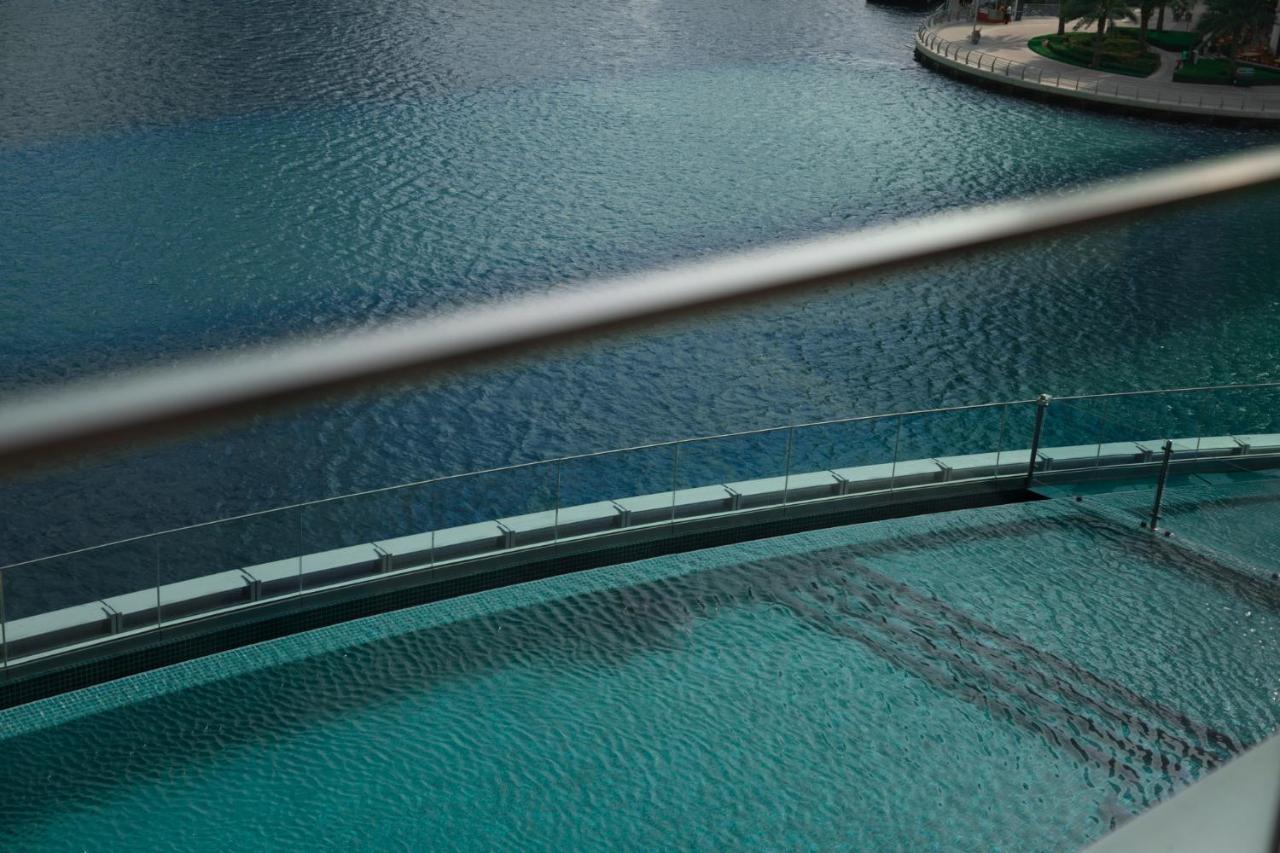 Nasma Luxury Stays - Cayan Tower Dubai Eksteriør billede